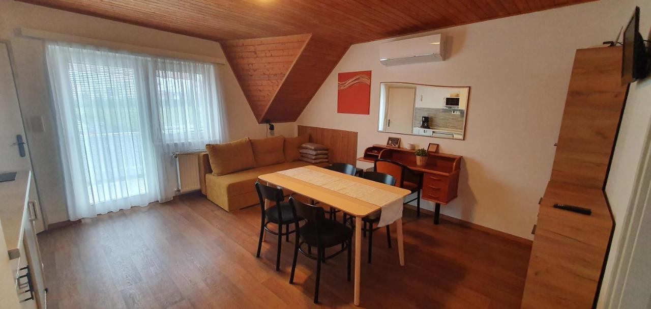 Forrest Apartman Gyenesdias Ngoại thất bức ảnh